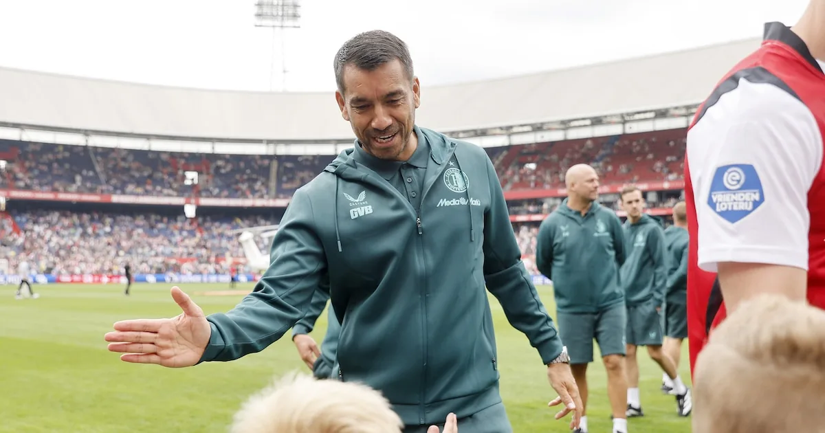 Feyenoord zoekt versterking op linksback en in de aanval