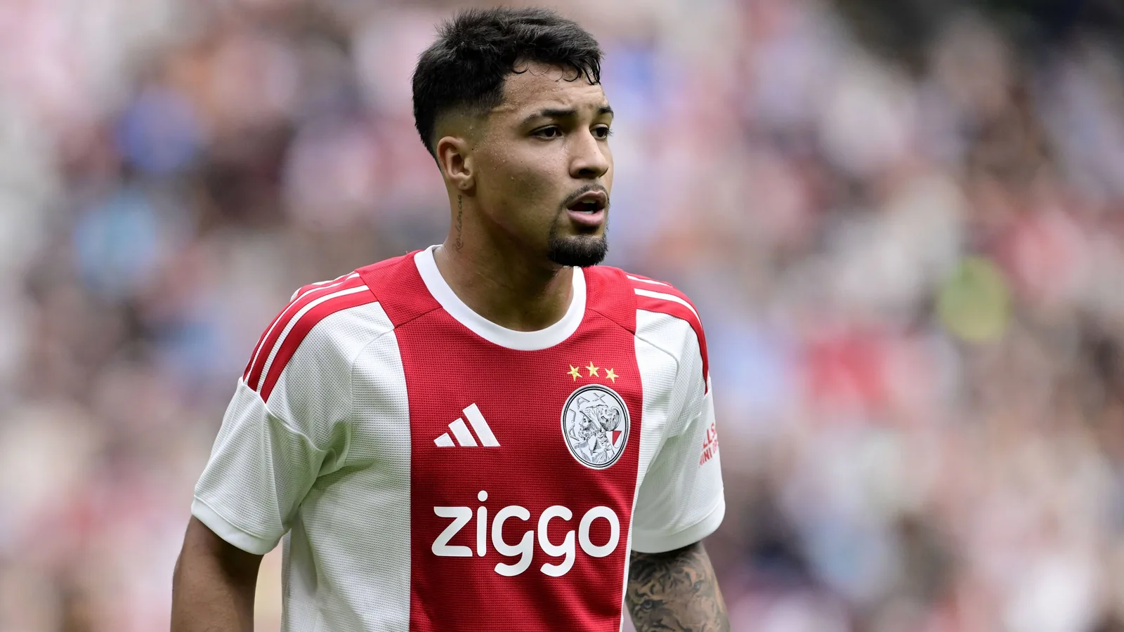 Marcos Leonardo maakt officieus debuut voor Ajax tegen Burnley