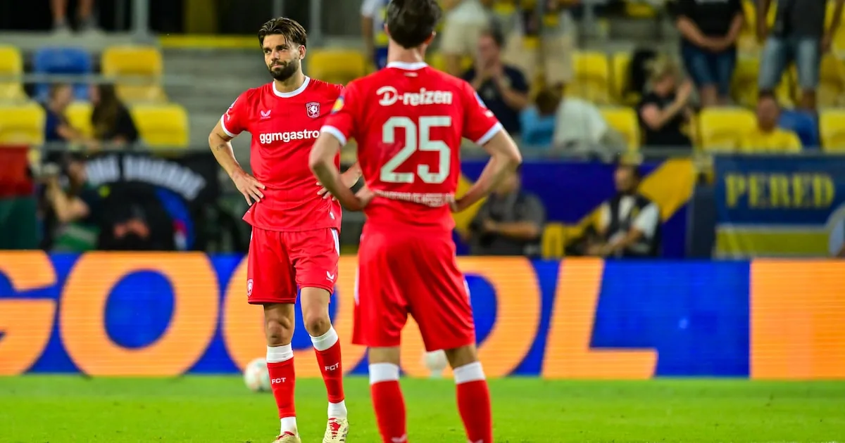 Ajax speelt gelijk tegen Shelbourne, Twente deelt punten met DAC