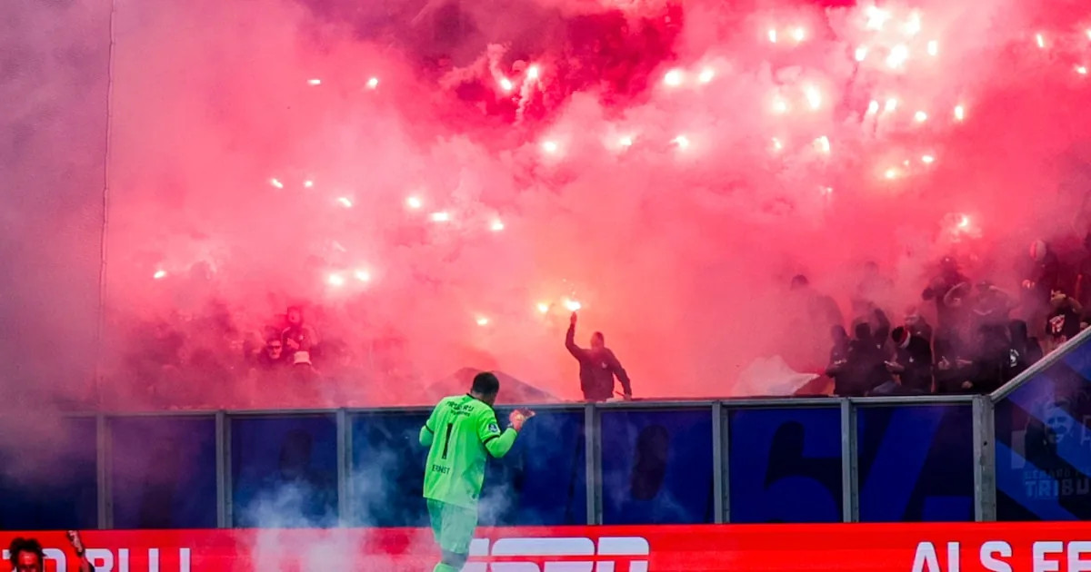 Feyenoord reist zonder fans naar twee uitduels na vuurwerkincident