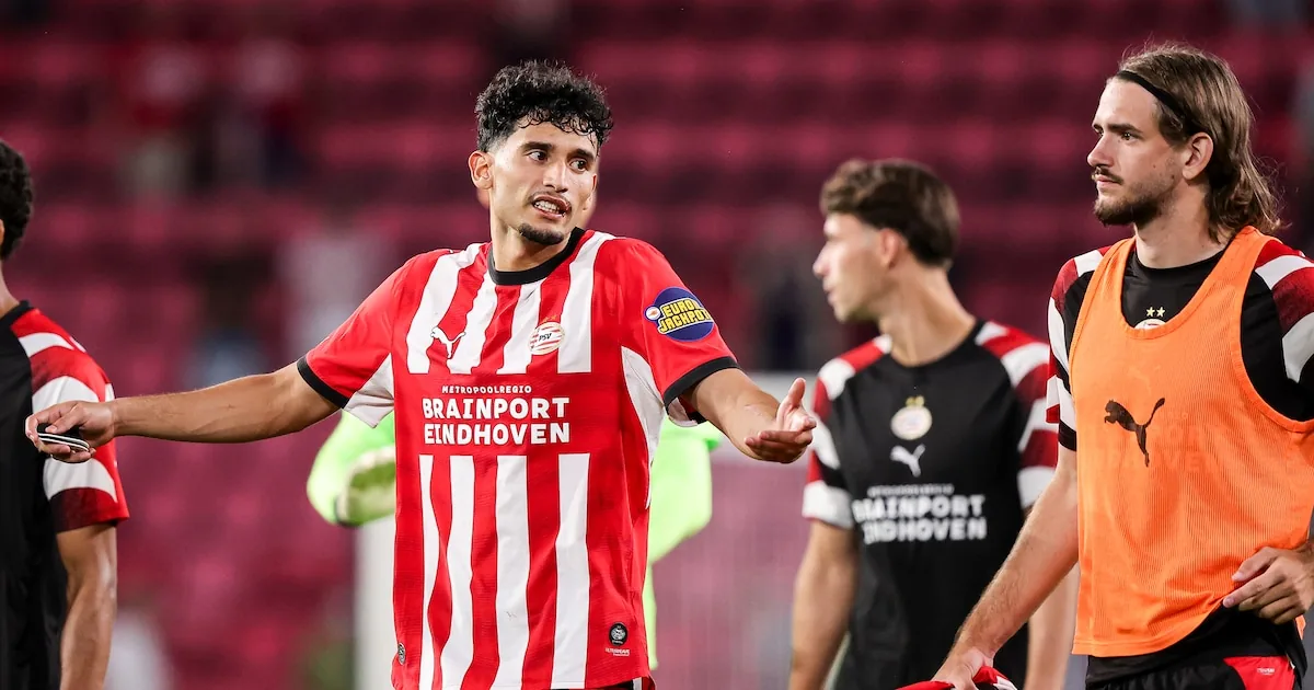 PSV geeft zege in slotfase weg tegen Fortuna, AZ wint van ADO Den Haag