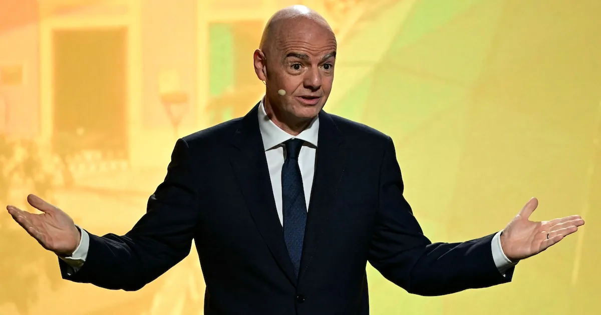 Voetbalbonden UEFA, Concacaf en AFC bekritiseren Infantino opnieuw: ‘Het is misleiding’