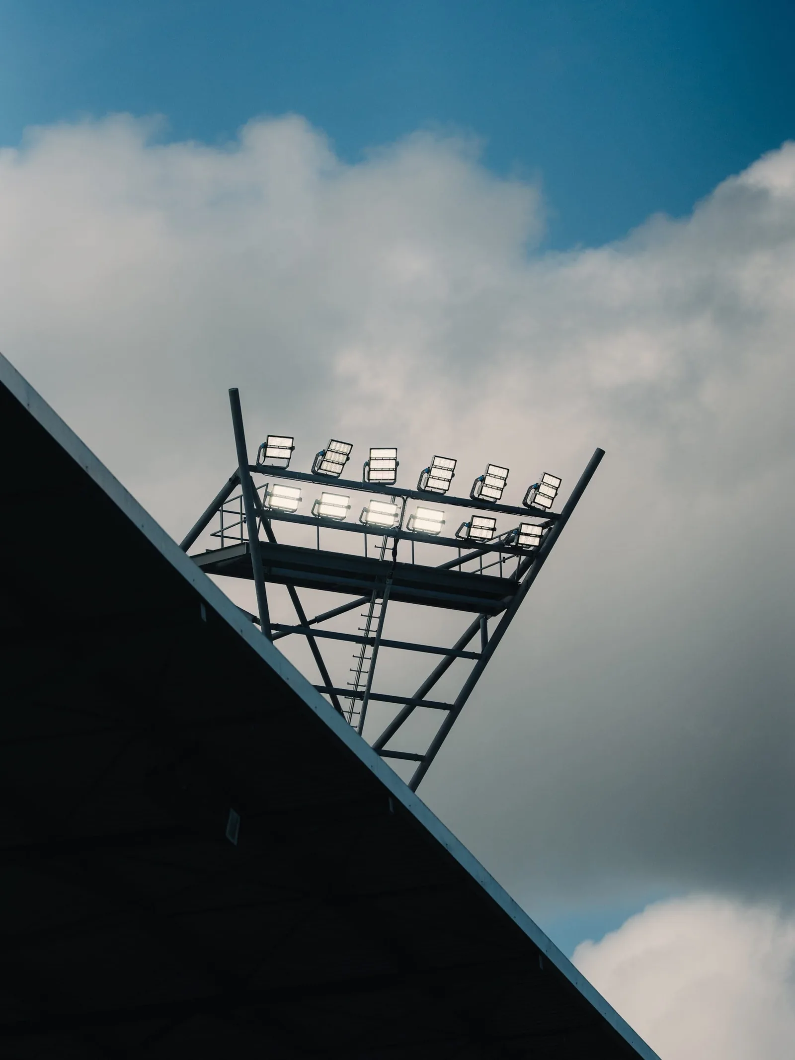 Leeuwarden: Aanpak vuurwerk in stadions schiet tekort na incident bij SC Cambuur – Feyenoord